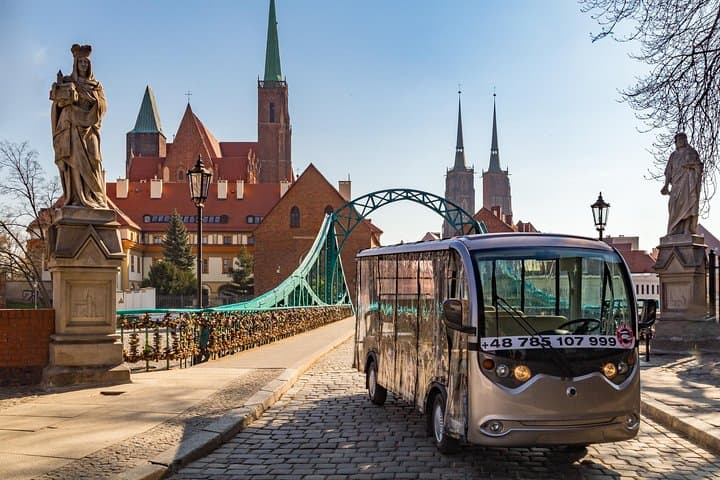 Electric Car Sightseeing in Wroclaw: 1- or 2-Hour Guided City Tour photo 3