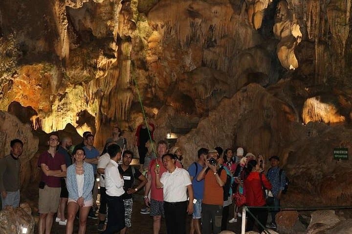 Halong Bay Day Tour from Hanoi — Kayak, Caves & Iconic Limestone Islands photo 3