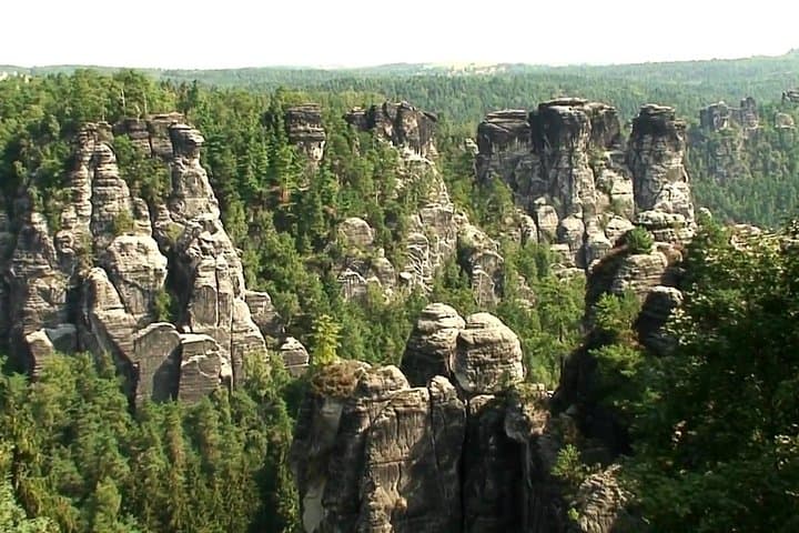 Pravcicka Brana and Bohemian Switzerland: Private Day Trip from Prague