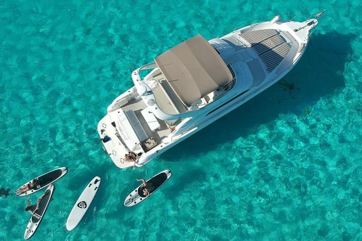 Private 51' Sea Ray Yacht to Xpu-Ha — 3-Hour Riviera Maya Charter