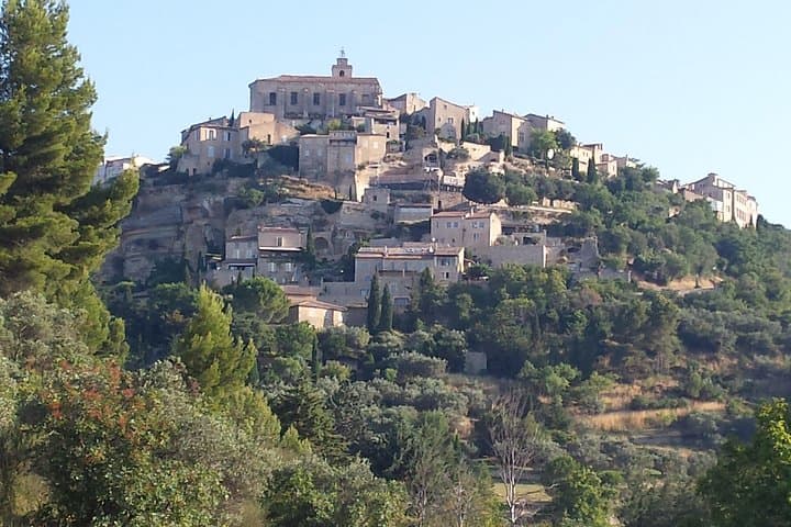 Luberon, Roussillon & Gordes Half-Day Tour from Avignon — Abbeys, Ochre Cliffs & Lavender Views