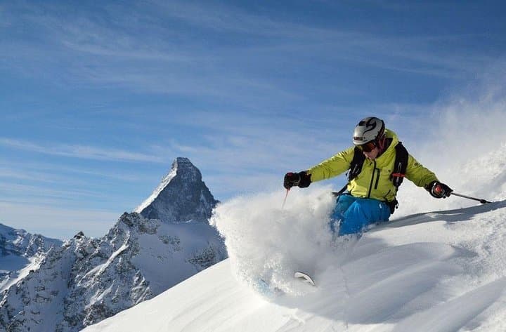 Nanshan Ski & Fengshan Hot Springs: Private All-Inclusive Day Trip from Beijing