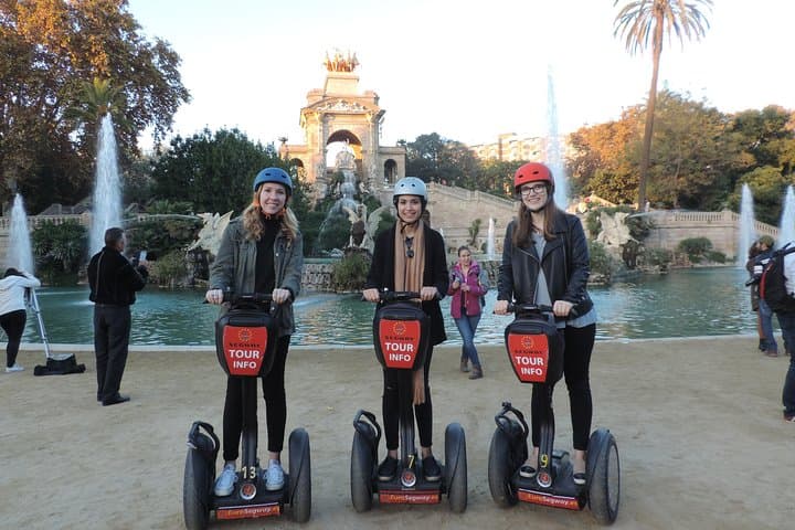 Glide Barcelona's Waterfront and Old Town: Segway Sightseeing Tour photo 6