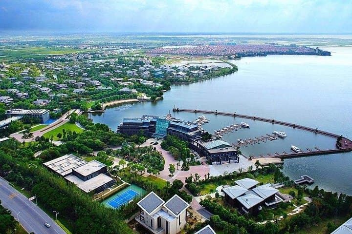 Private Business Interpreter & Assistant: Shanghai to Kunshan Industrial Zone photo 4