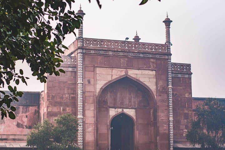Taj Mahal & Agra Day Trip from Delhi — Complete Visitor Guide