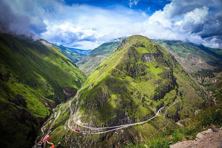 Devil's Nose Hike and Ingapirca Ruins Private Tour — Cuenca Day Trip
