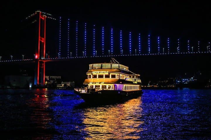 Bosphorus Dinner Cruise in Istanbul: Private Tables, Live Shows & Night Views photo 3