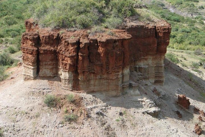 Full-Day Olduvai Gorge & Shifting Sand Tour from Arusha photo 2