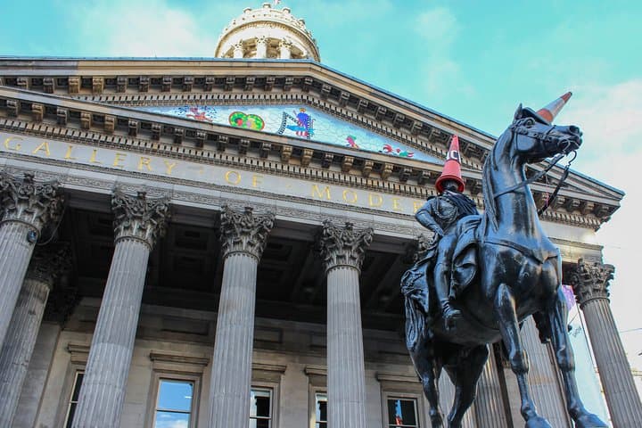 Glasgow Essentials: 3-Hour Private Walking Tour of City Highlights photo 5