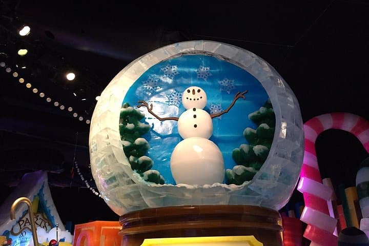 Orlando Holiday Celebration Tour: ICE!, Life-Sized Gingerbread Houses & Snow in Celebration photo 1