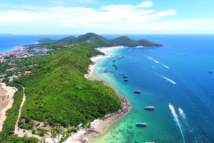 Speedboat to Coral Island: Snorkel, Beach & Thai Lunch from Phuket
