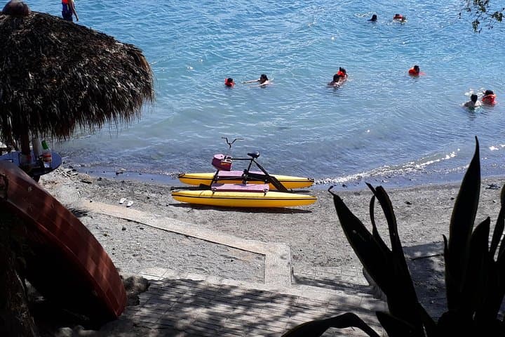 Laguna de Apoyo & Masaya Volcano Day Pass: Swim, Kayak and Crater Views photo 6