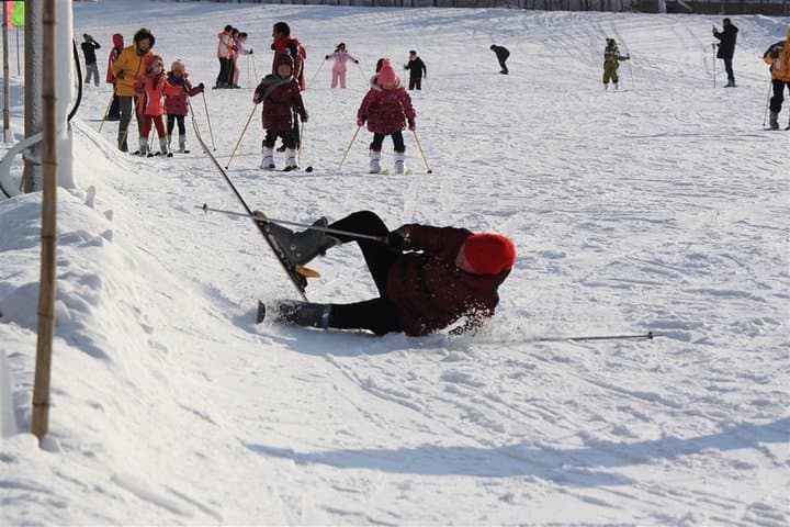 Nanshan Ski Day Trip from Beijing — Private Skiing with Optional Hot Pot Lunch photo 3