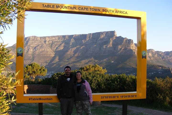Signal Hill Romantic Sunset Tour — Cape Town Sunset & Sparkling Wine Experience photo 4