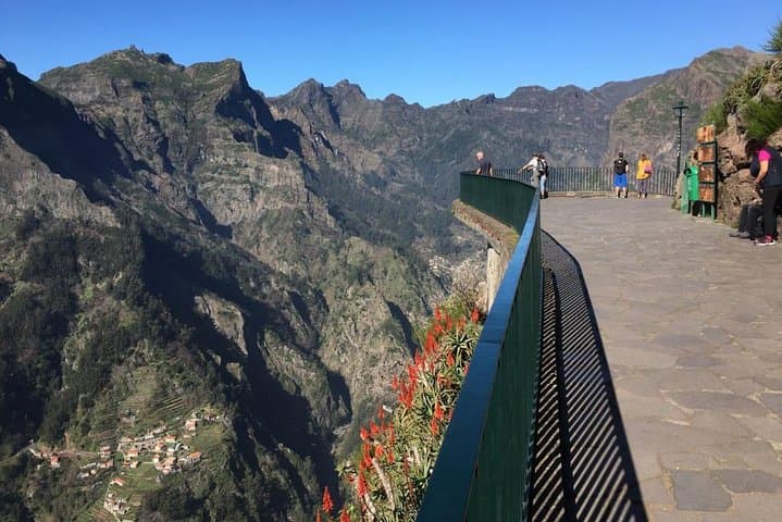 Nuns Valley Tour: Curral das Freiras Viewpoints & Chestnut Country photo 2