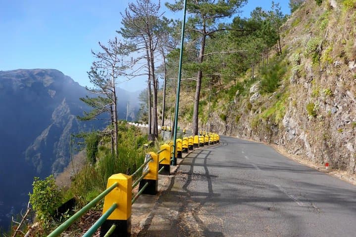 Nuns Valley Tour: Curral das Freiras Viewpoints & Chestnut Country photo 4