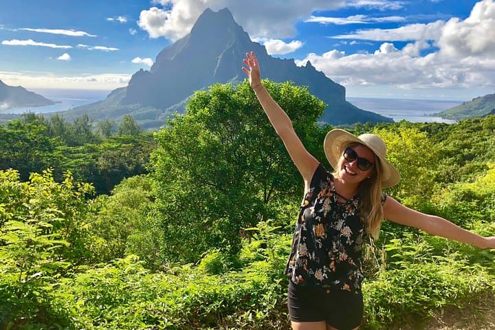 Moorea 4x4 Safari: Belvedere Lookout, Pineapple Fields, and Island Tastes photo 6