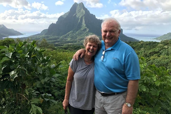 Private 4x4 Moorea Half-Day Tour: Belvedere Lookout, Pineapple Fields & Twin Bays photo 3
