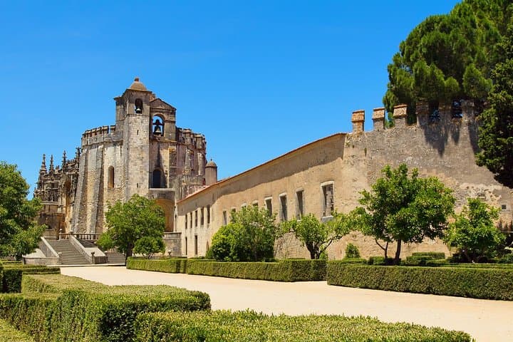 Tomar & Almourol Castle Private Day Tour from Lisbon — Knights Templar Route photo 4