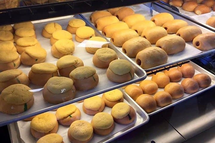 Insider Oahu Food Tour: Secret Aloha Bites Across Honolulu photo 3