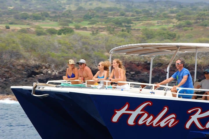 Exploring Hawaii’s Kona Coast: A Luxury Snorkel Tour through Pristine Reefs and Lava Formations photo 6