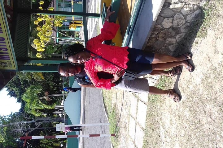 Dunn's River Falls Day Trip from Montego Bay — Climb, Swim and Beach Time photo 4