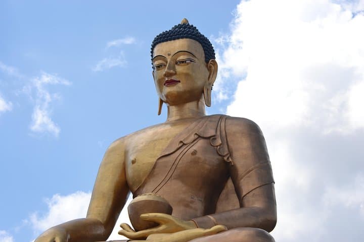 4-Day Bhutan Tour: Thimphu, Paro & Tiger's Nest Hike