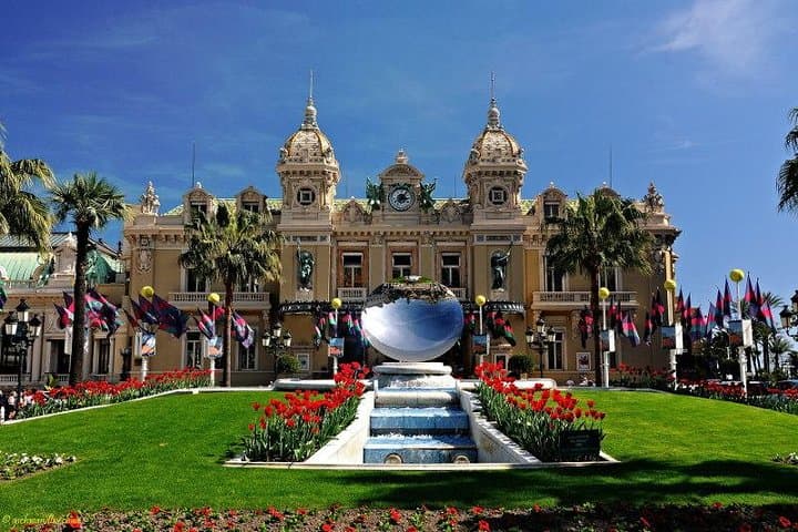 Eze, Monaco & Monte-Carlo Shore Excursion: Perfumes, Palaces and the F1 Coast Drive