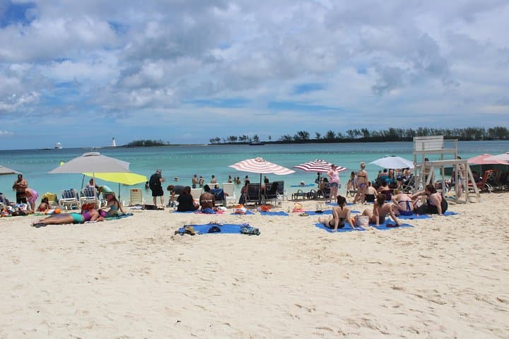 Rum, Reggae & Rhythms: Private Nassau Tour of Distilleries, Chocolate & Beach photo 2