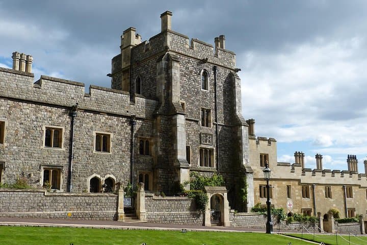 Windsor Castle Private Driver Tour from London: Independent Visit & Flexible Itinerary photo 6