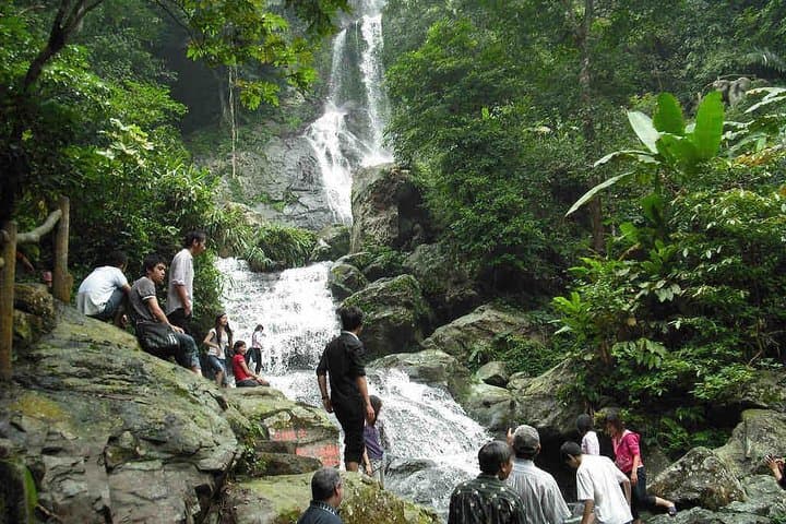 Ba Vi National Park: Day Trek to Jungle Ruins and Panoramic Tower photo 6