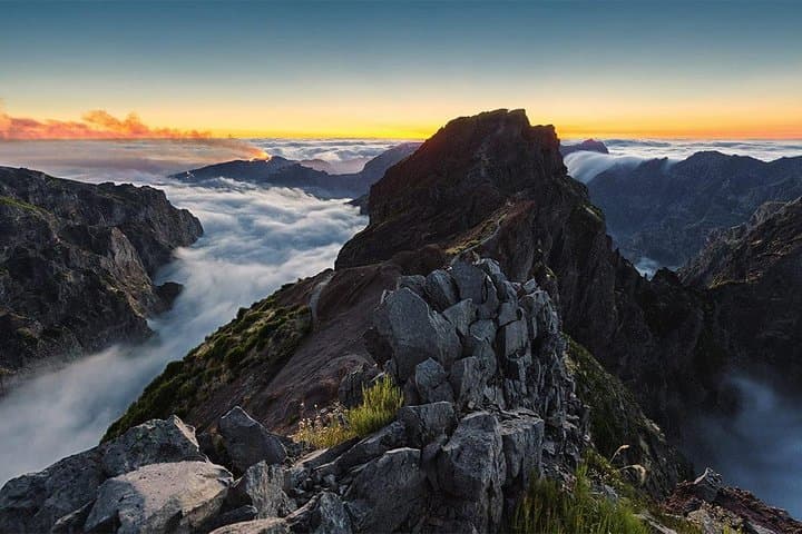 Hike Pico Arieiro to Pico Ruivo — Madeira’s Highest-Peak Challenge photo 6