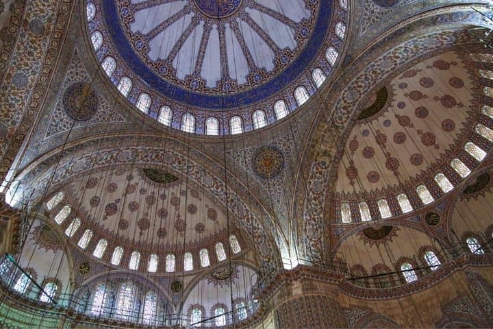 Skip-the-Line Sultanahmet Walking Tour: Hagia Sophia, Blue Mosque & Basilica Cistern photo 4