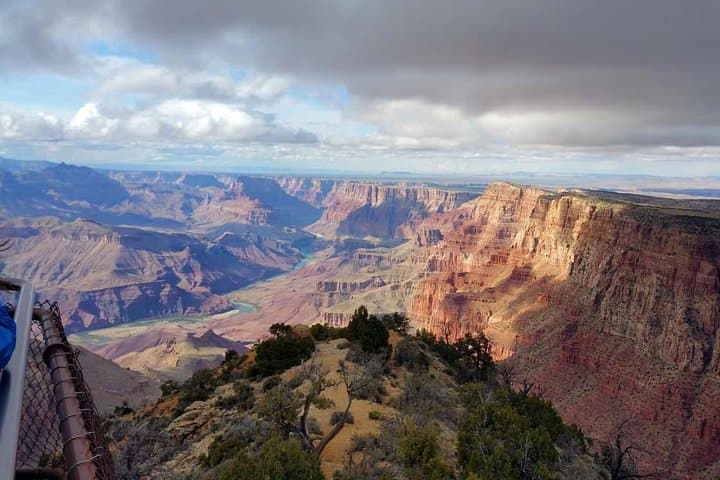 Private One-Day Grand Canyon & Sedona Tour from Phoenix — South Rim Drive photo 3