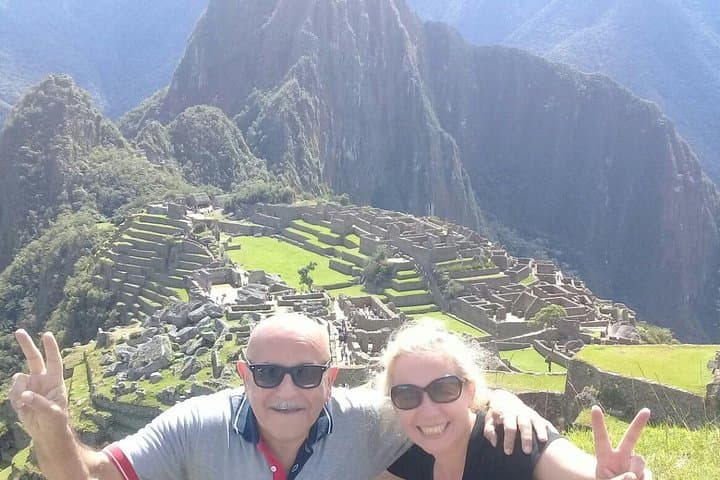 One-Day Machu Picchu by Expedition Train from Cusco — Full-Day Guide photo 4