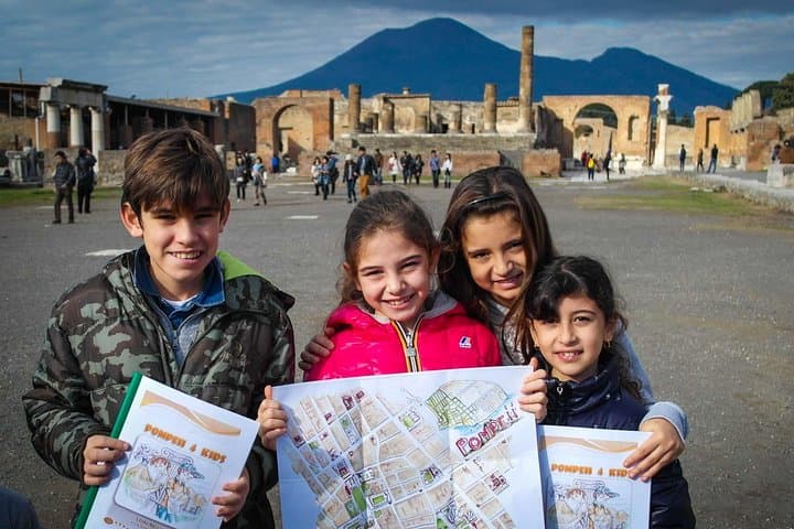 Private Pompeii Tour: Skip-the-Line, Family-Friendly Guided Walk photo 5
