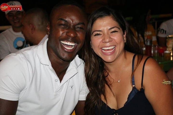 Salsa in Medellín: Two-Hour Salsa Class and Neighborhood Latin Tour photo 3