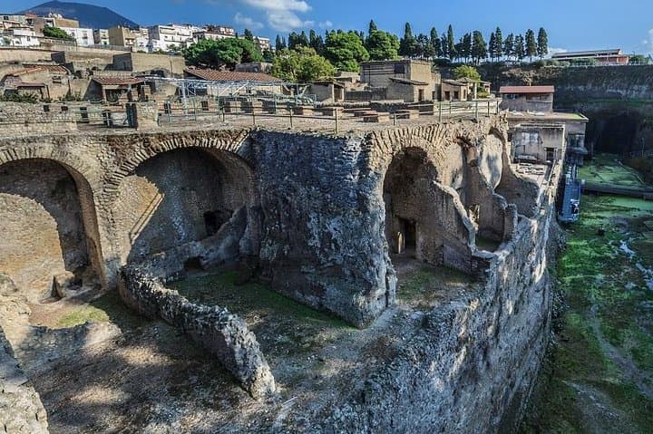 Full-Day Mt Vesuvius, Pompeii & Herculaneum: Private Guided Tour from Naples photo 4