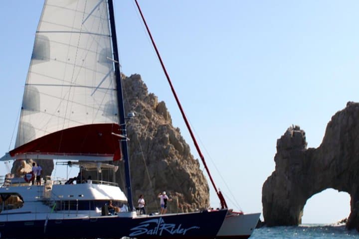 Sail & Snorkel Los Cabos: Santa María and Chileno Bay Discovery Cruise with Lunch photo 6