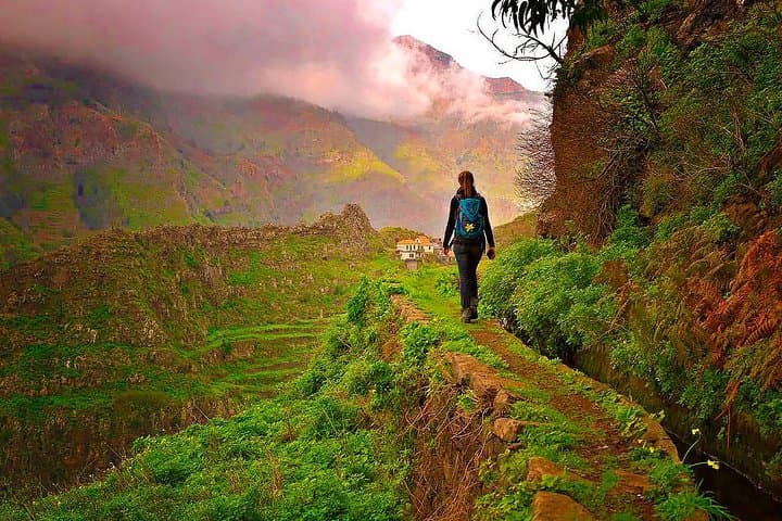 Vale das Mimosas Levada Walk: Machico's Easy 6.5 km Valley Trail photo 2
