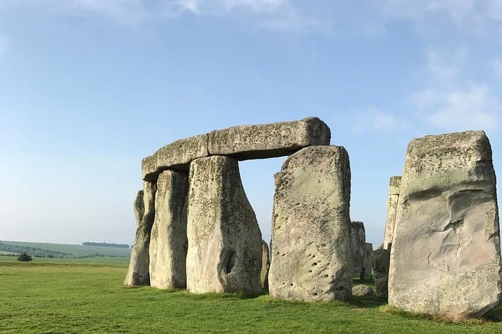 Stonehenge Private Visit from London: Independent Tour with Luxury Sedan photo 4