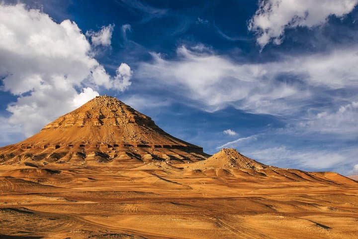 Private Day Trip to Bahariya Oasis: White & Black Desert 4x4 from Cairo photo 3