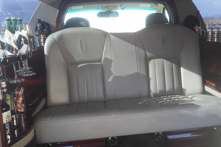 Explore Los Angeles in Style: Private 4-Hour Limo Tour of Venice, Beverly Hills & Santa Monica photo 4