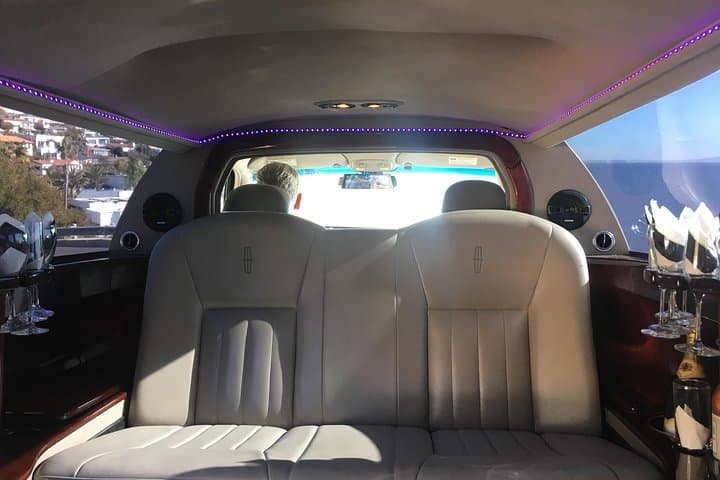 Explore Los Angeles in Style: Private 4-Hour Limo Tour of Venice, Beverly Hills & Santa Monica photo 5