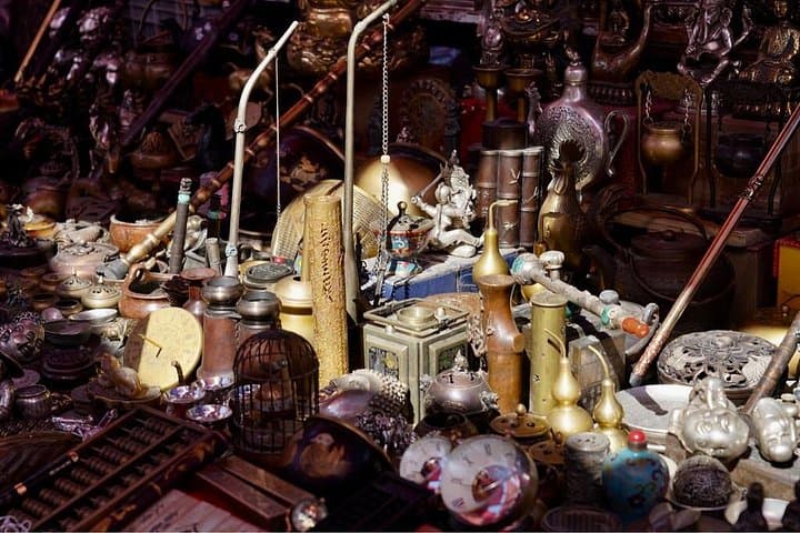 Private Shopping Tour at Panjiayuan Market — Beijing Antique Bazaar photo 6