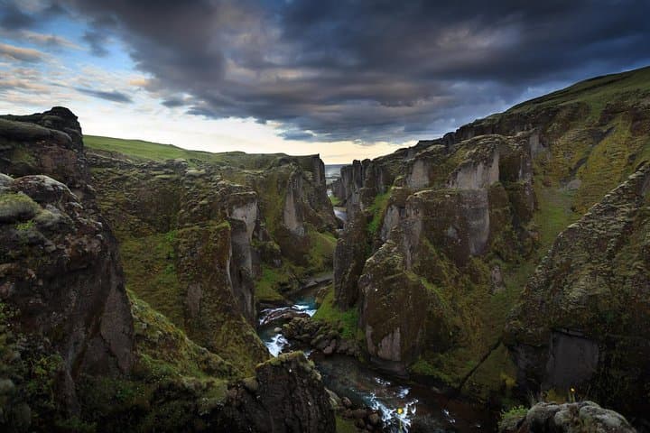 Jokulsarlon Glacier Lagoon & South Coast Private Tour from Reykjavik — Full-Day Guide photo 4