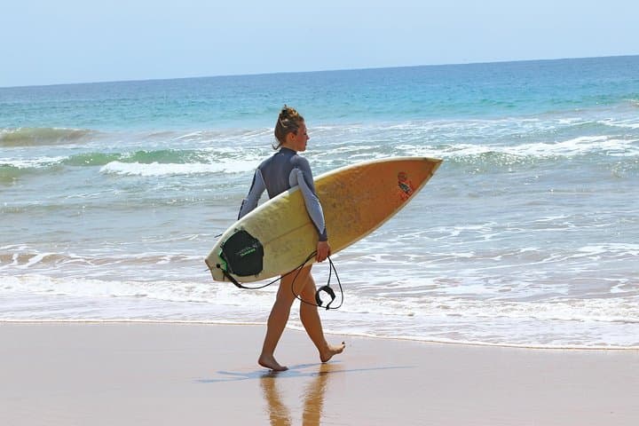 Surfing Hikkaduwa and Galle: Beginner-Friendly Lessons on Sri Lanka’s Southwest Coast photo 6