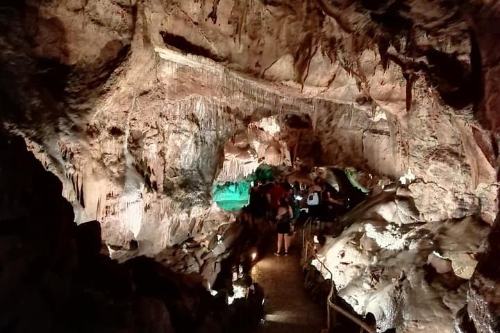 Caves, Springs & Salt Pans Day Tour from Nazaré — Serra d'Aire to Rio Maior photo 4