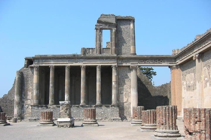 Private Pompeii VR Tour: Walk Ancient Streets in 3D photo 4