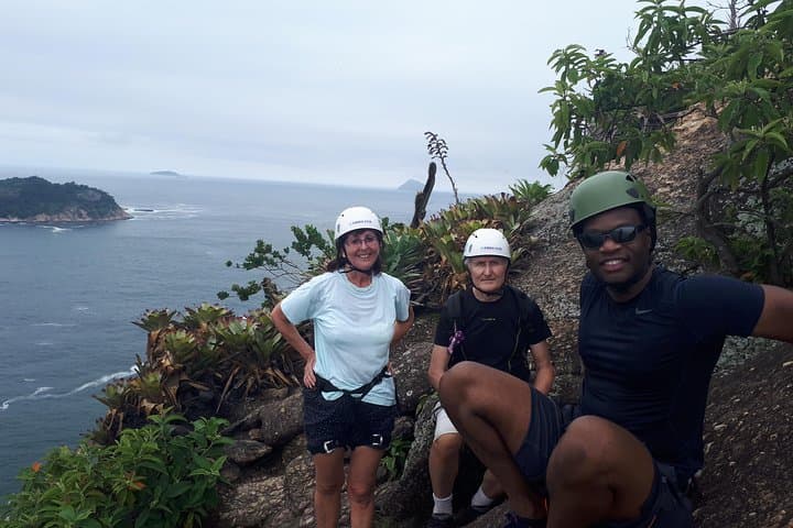 Sugar Loaf Hike and Climb: Summit Sugarloaf Mountain with Cable-Car Return photo 3